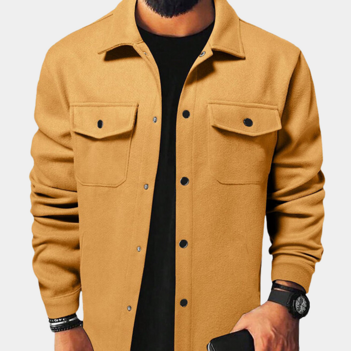 Modieuze Hoymans heren button-down jas met stijlvolle knoopsluiting. Comfortabele polyester winterjas, perfect voor een alledaagse look.
