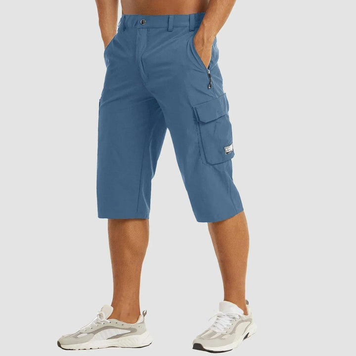 Zomerse heren cargo short, ademend en praktisch voor elke outdoor activiteit of ontspannen dag.