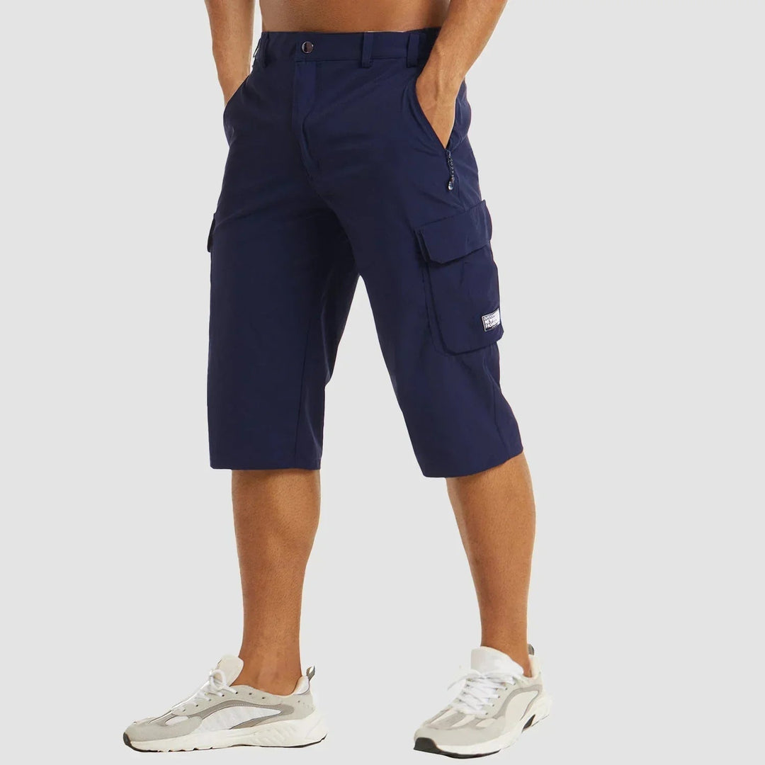 Veelzijdige heren cargo korte broek, sneldrogend en lichtgewicht, essentieel voor zomerse reizen.