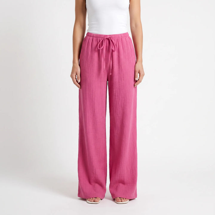 Comfortabele en stijlvolle dames palazzo broek, wijde pijpen met elastische taille voor een relaxte look.