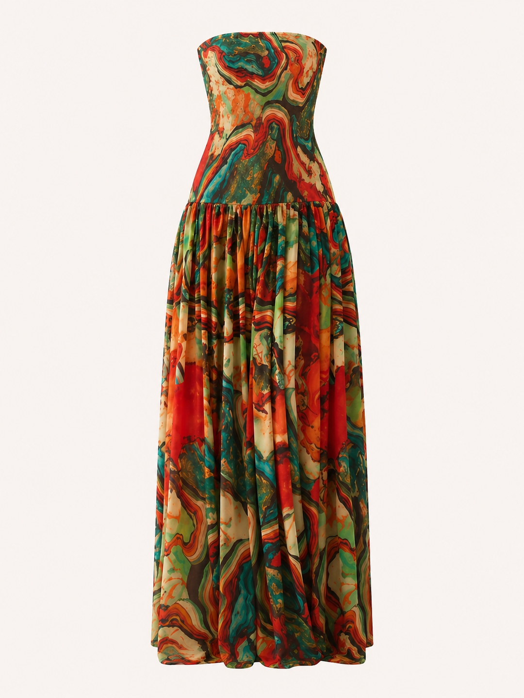 Zomerse avondjurk voor dames; een lange, elegante en veelkleurige strapless jurk, ideaal voor een feest.
