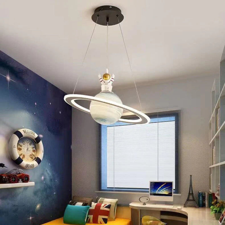 Moderne dimbare LED planeten hanglamp, ideale verlichting en slaapkamerdecoratie voor kinderen.