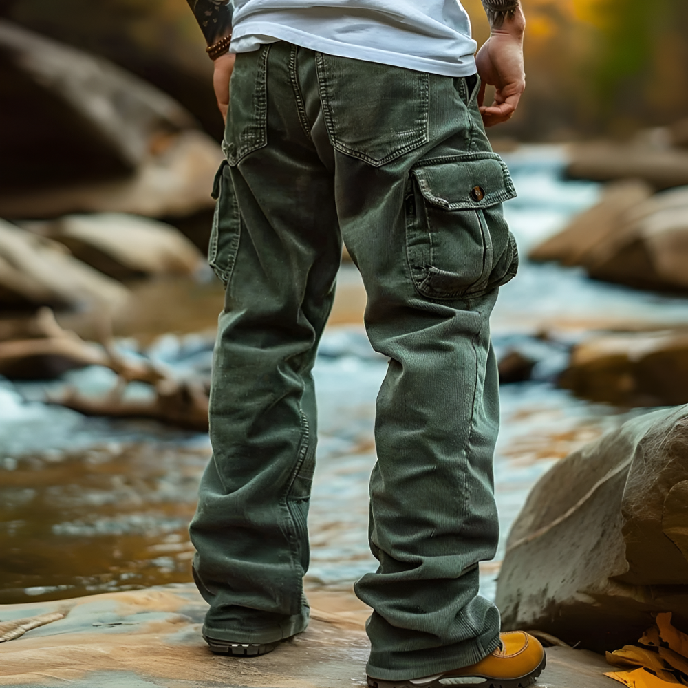 Legergroene herenbroek van Hoymans, corduroy straight fit, perfect voor een casual en comfortabele look.