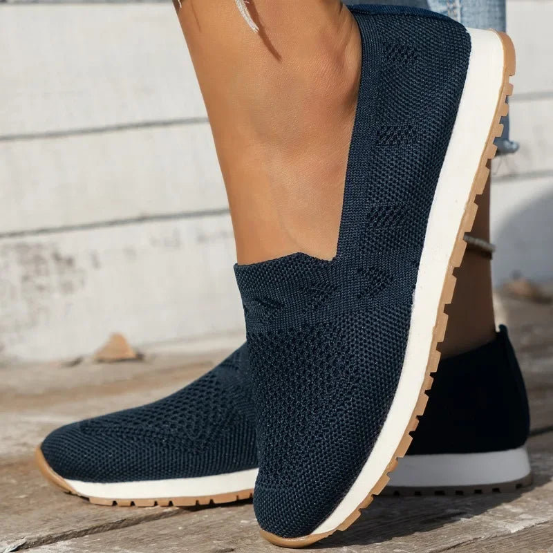 Olivia dames comfortschoenen: ergonomische instappers met schokabsorptie voor actieve vrouwen.