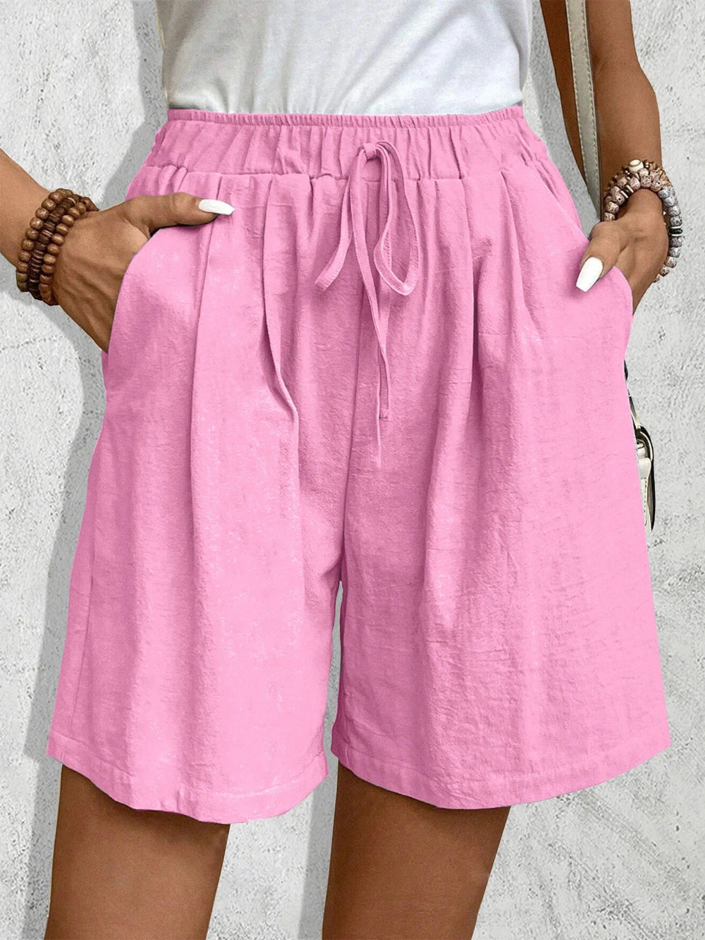 Elegante dames shorts met hoge taille, ideaal voor zomerse casual mode en dagelijks comfort.