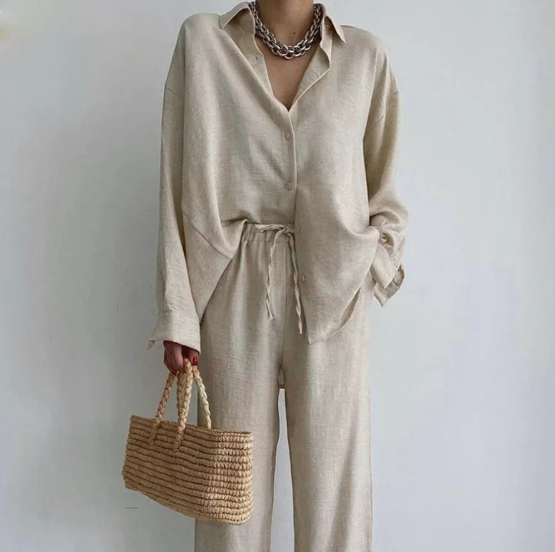 Losvallende tweedelige dames zomerset: chic en comfortabel, perfect voor een moderne lente/zomer look.