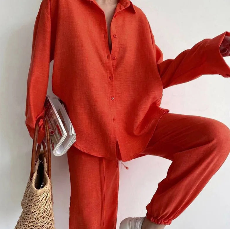 Chique tweedelige dames set: comfortabele losvallende zomeroutfit voor een elegante en moderne lente look.