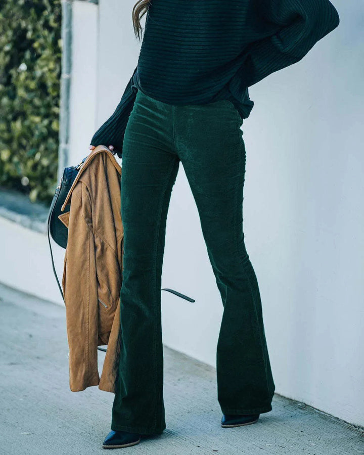 Veelzijdige dames flared broek, hoge taille design, comfortabel en stijlvol voor moderne vrouwen.