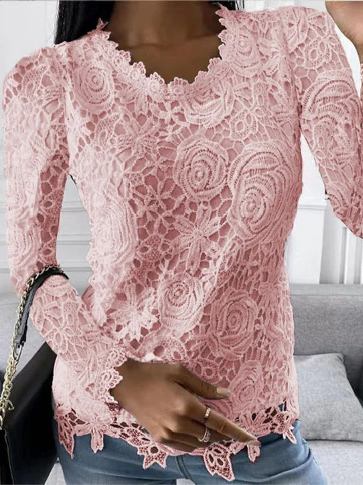 Moderne damesblouse met unieke details en lange mouwen, een veelzijdige top voor elke stijlvolle outfit.