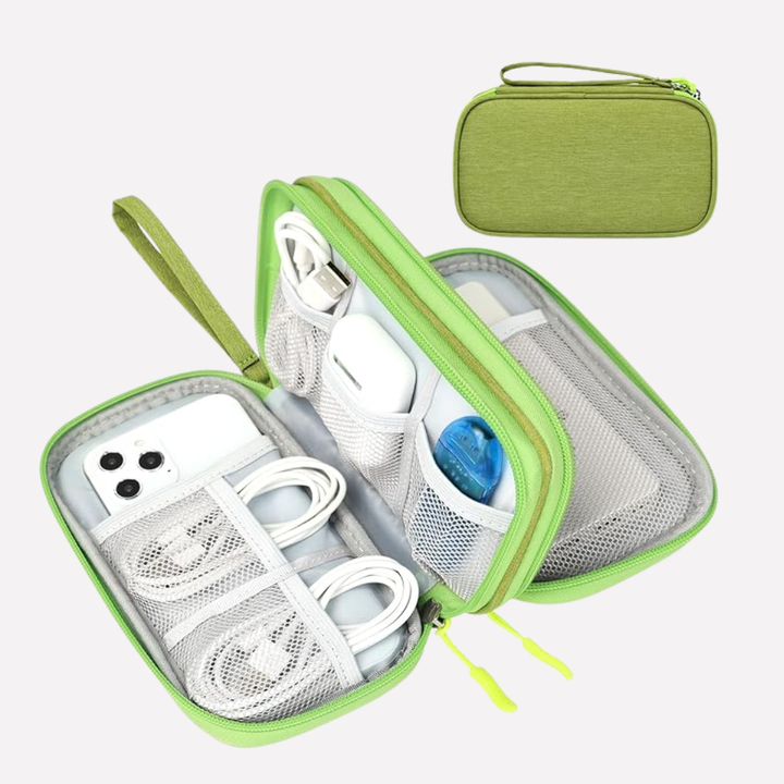 Lege universele reis organizer tas toont de vele netvakken, ritsvakken en elastische banden.