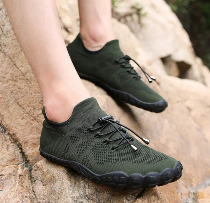 Duurzame antislip schoenen Alexis, unisex, bieden ademend comfort voor diverse activiteiten.