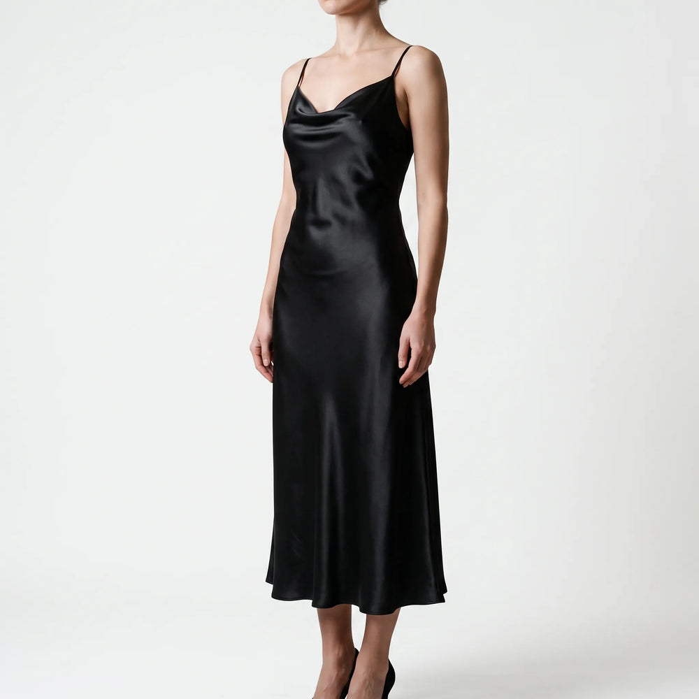 Mouwloze maxi slipdress voor dames, ideaal als formele avondkleding of elegante feestjurk.
