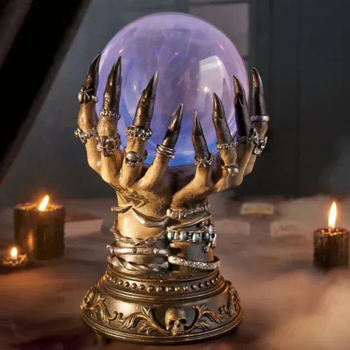 Stijlvolle gotische tafellamp met betoverend plasma. Een uniek cadeau of fantasy decoratie die elke ruimte transformeert.