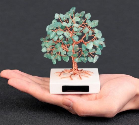 Uniek spiritueel cadeau: een edelsteen geldboom voor geluk, energie en voorspoed in huis.