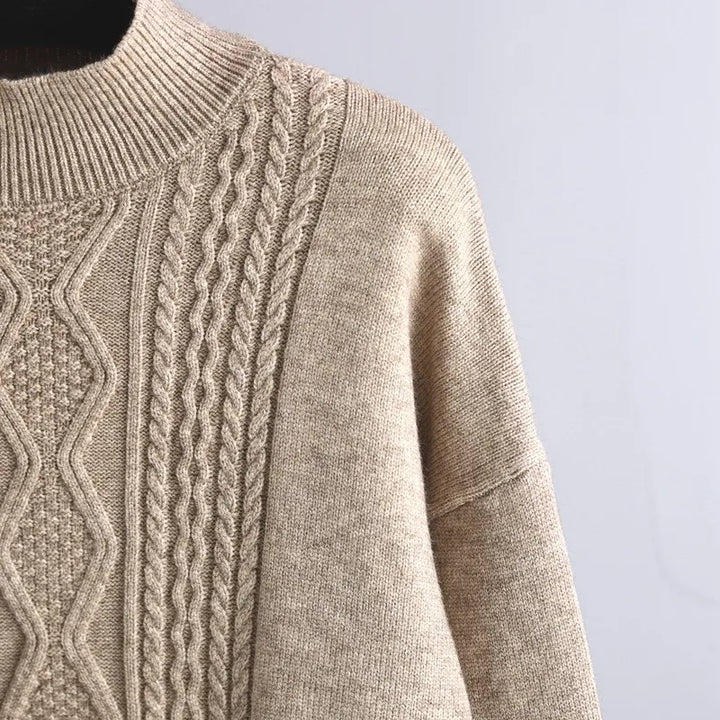Heerlijk zacht dames huispak. Kasjmier look en feel, perfecte comfortabele vrijetijdskleding en winterkleding.