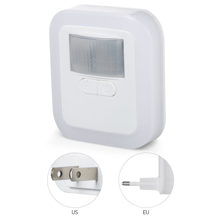 Eenvoudig te plaatsen LED nachtlicht met slimme bewegingssensor, perfect voor hal, trap of kinderkamer.