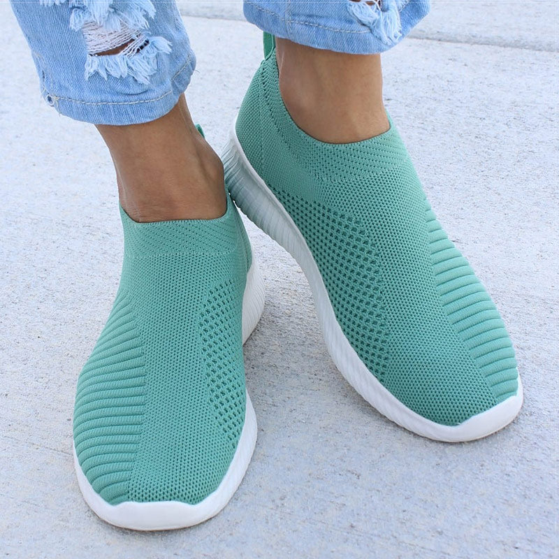 Stijlvolle trendy dames sneakers, lichtgewicht en comfortabel voor dagelijks gebruik.