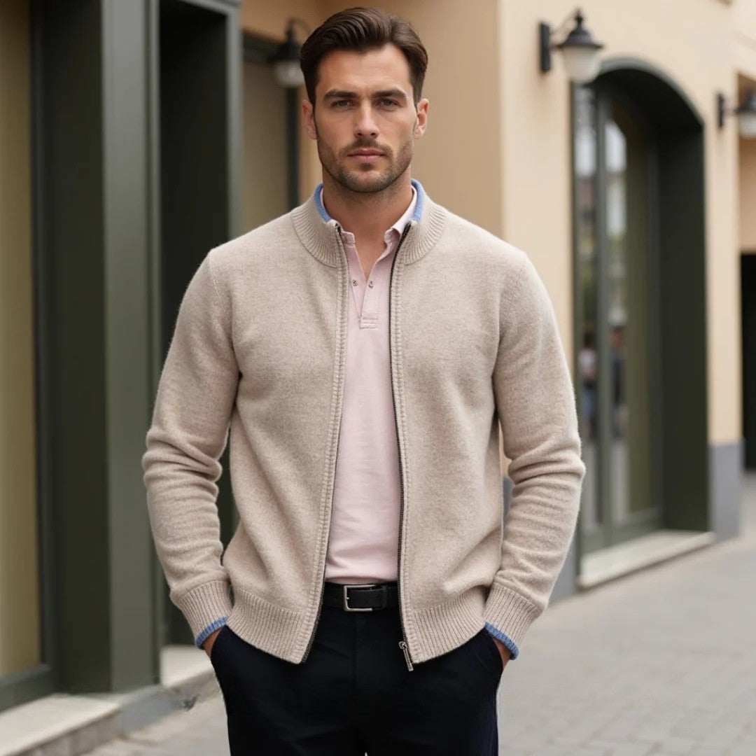 Stijlvol herenvest met ritssluiting, regular fit. Ideaal voor veelzijdige looks.