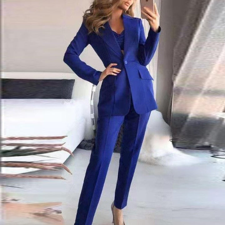 Modieuze damesbroekpak blazer set, 3-delig, voor een veelzijdige en stijlvolle outfit. Perfect voor de moderne vrouw.