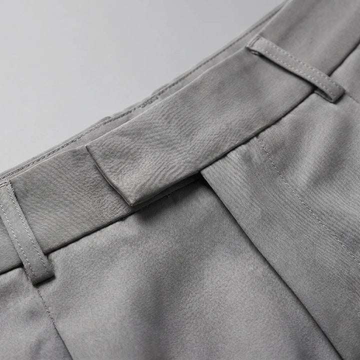 Casual damesbroek met wijde pijpen en hoge taille. Comfortabele en stijlvolle kleding voor dagelijks gebruik.