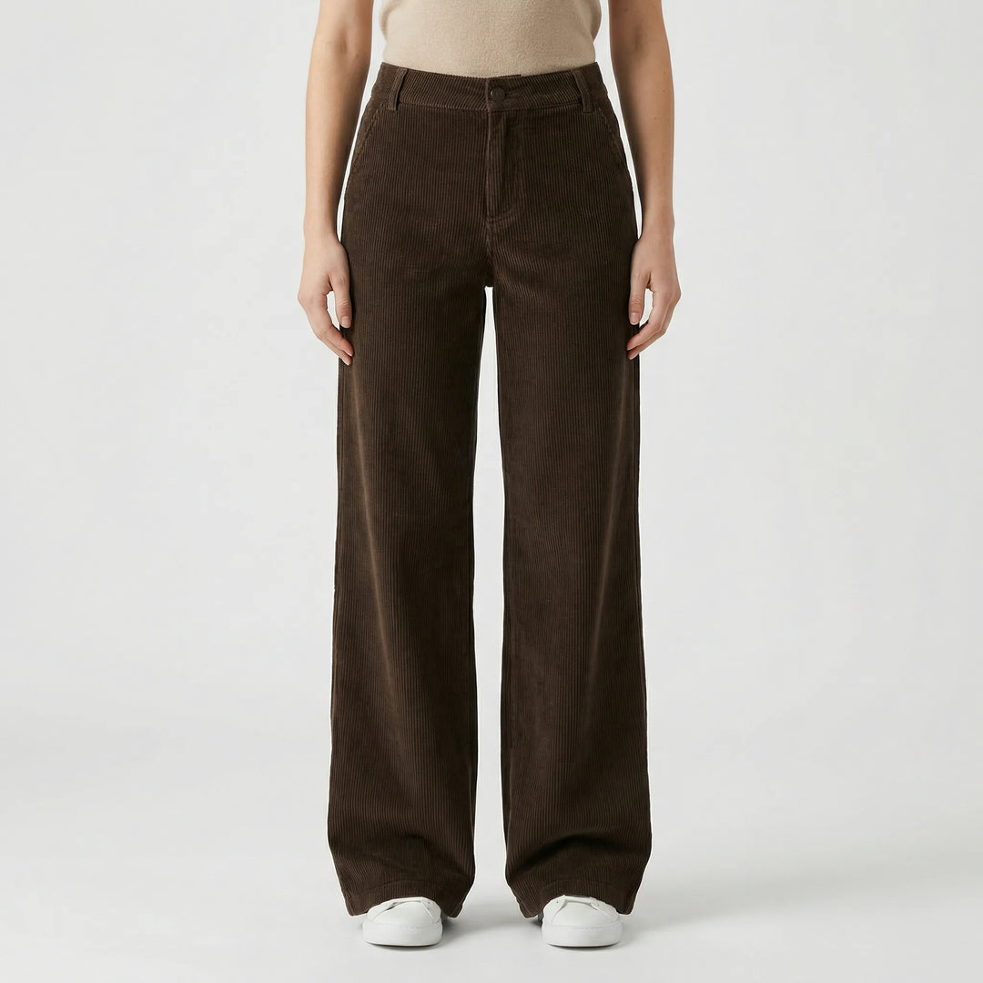 Moderne damesbroek met hoge taille, wijde pijpen en geribde stof, perfect voor een casual-elegante outfit.