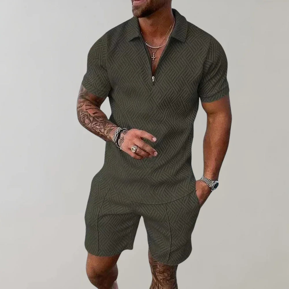 Comfortabele Hoymans heren shortset van ademend polyester. Elastisch en regular fit voor ontspannen zomerkleding.