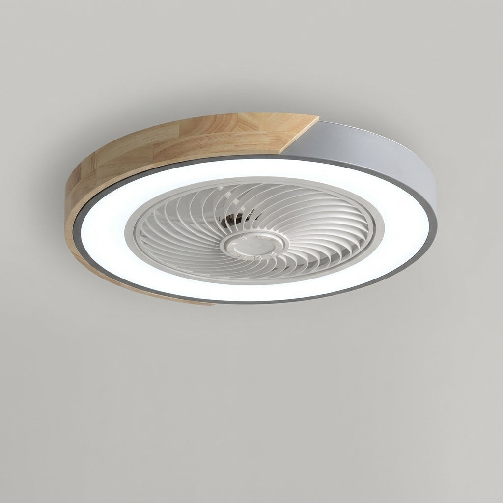 Stijlvolle moderne plafondventilator met geïntegreerde LED-verlichting, perfect voor hedendaagse woningen.