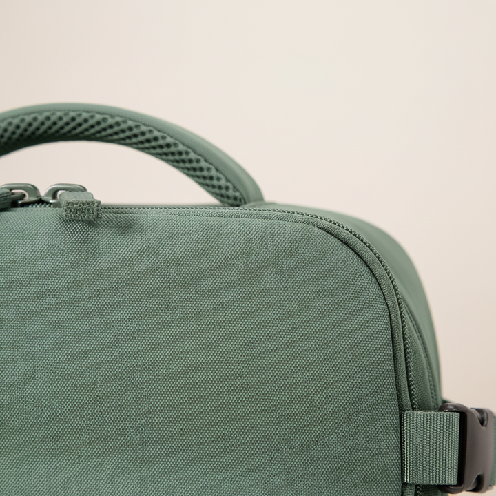 Veelzijdige CabinMate rugzak, compacte handbagage voor reizen en werk. Inclusief beschermd laptopvak.