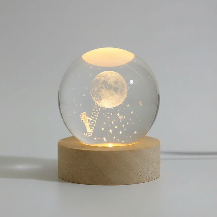 Decoratieve LED lamp voor woonkamer, met 3D gravure van het heelal en warmwit licht.
