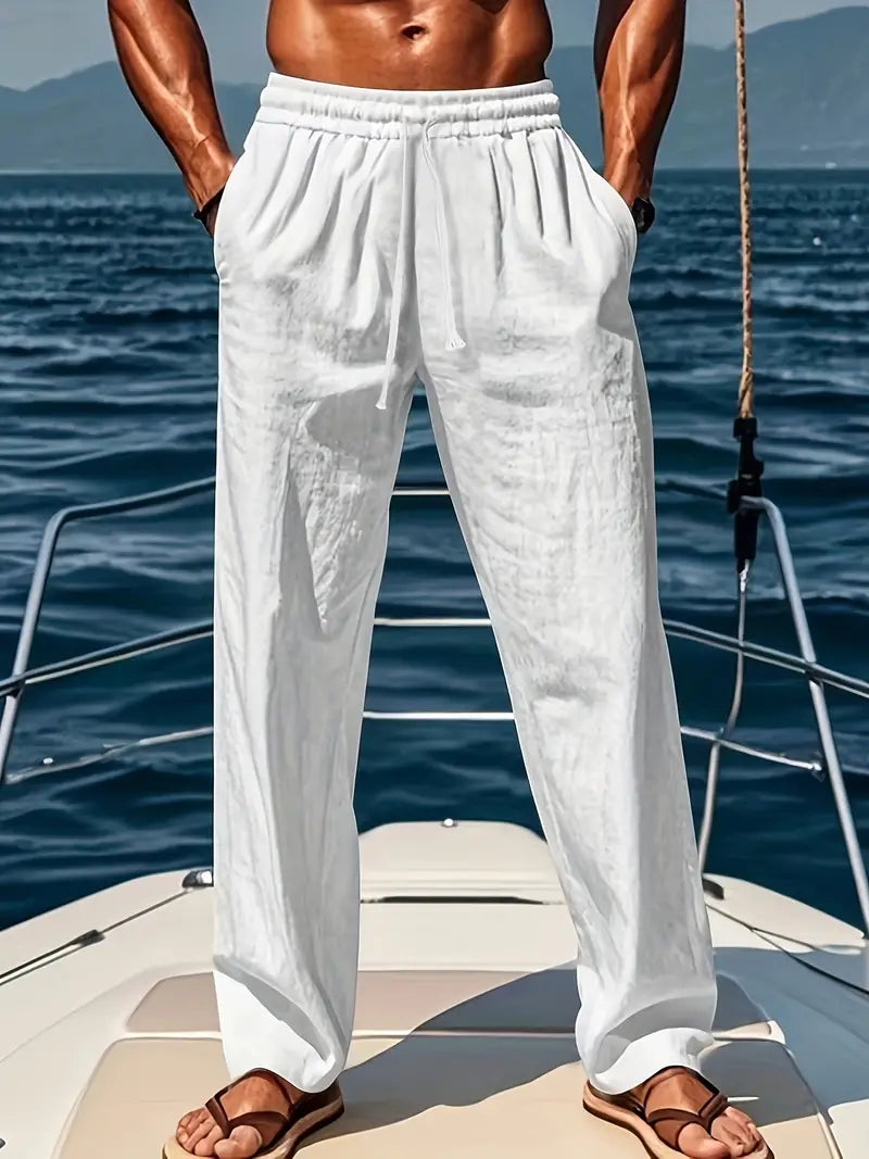 Detail van ademende smart-casual herenbroek Luke, toont trekkoord en comfortabele stof. Perfect voor zomer.