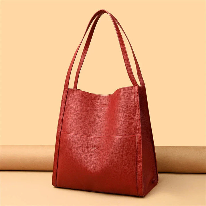 Elegante leren handtas Mila voor dames met veilige sluiting, ruime schoudertas van echt leer.