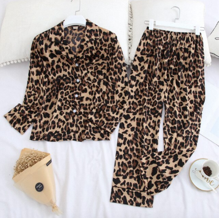 Originele Comfy Pyjama's™️ dames set, ademend en zacht voor ultiem thuiscomfort en stijl.