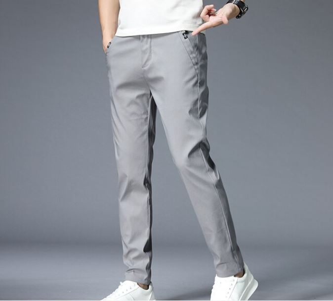 Slim fit herenbroek, moderne stretch stof in donkerblauw voor smart casual stijl en mannen mode.