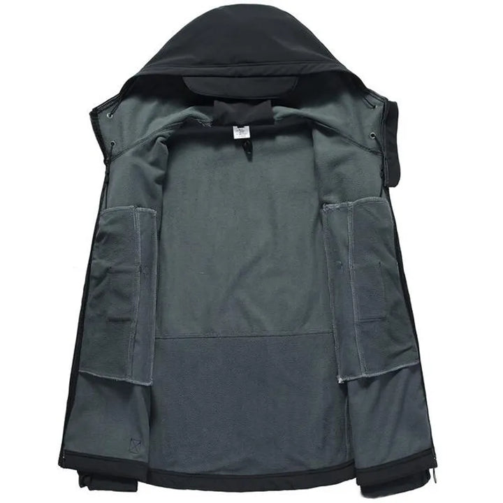 Donkergroene militaire winterjas voor heren, warm, winddicht en waterafstotend. Perfect voor de kou.
