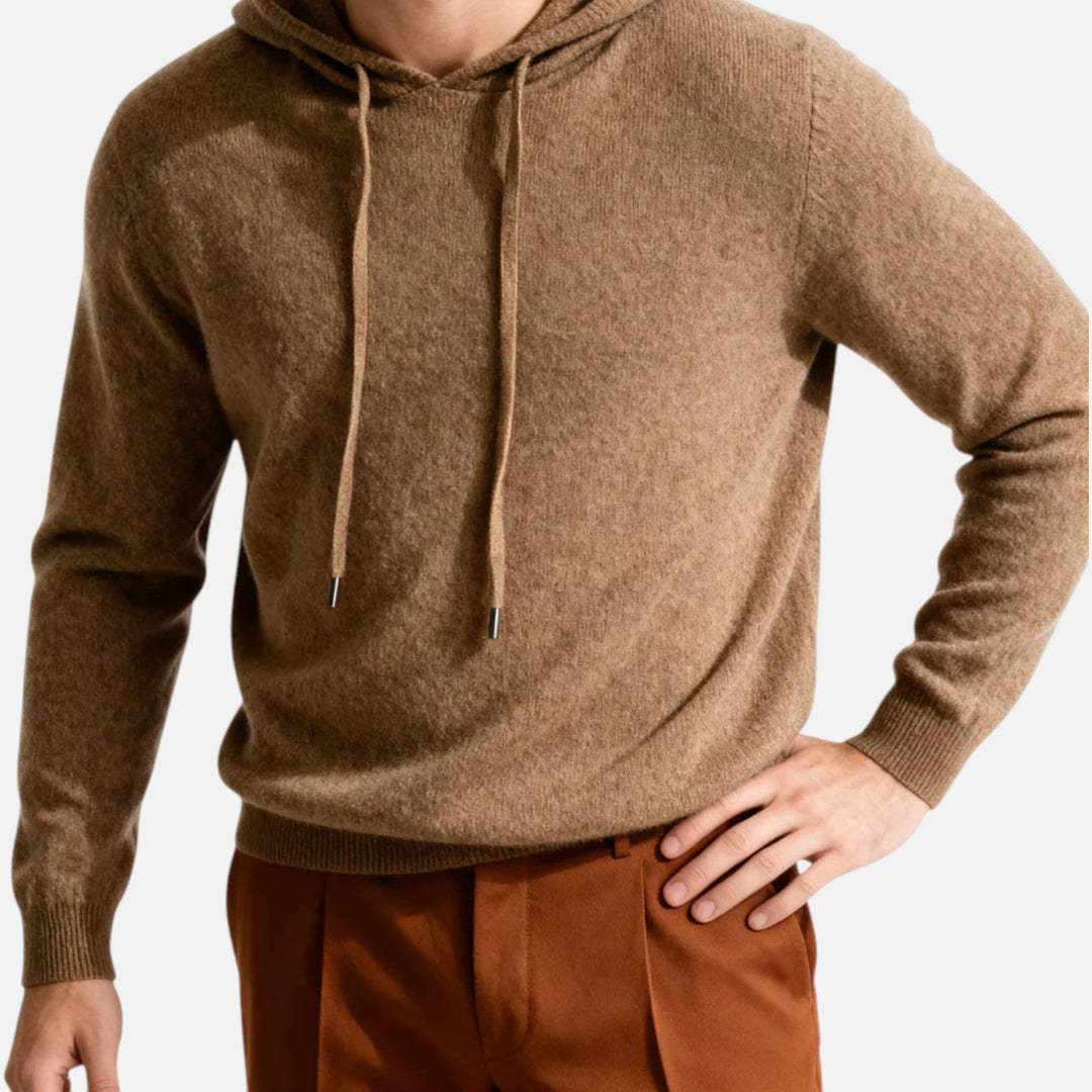 Minimalistische luxe heren trui Leo met capuchon, perfect voor een stijlvolle en comfortabele casual look.