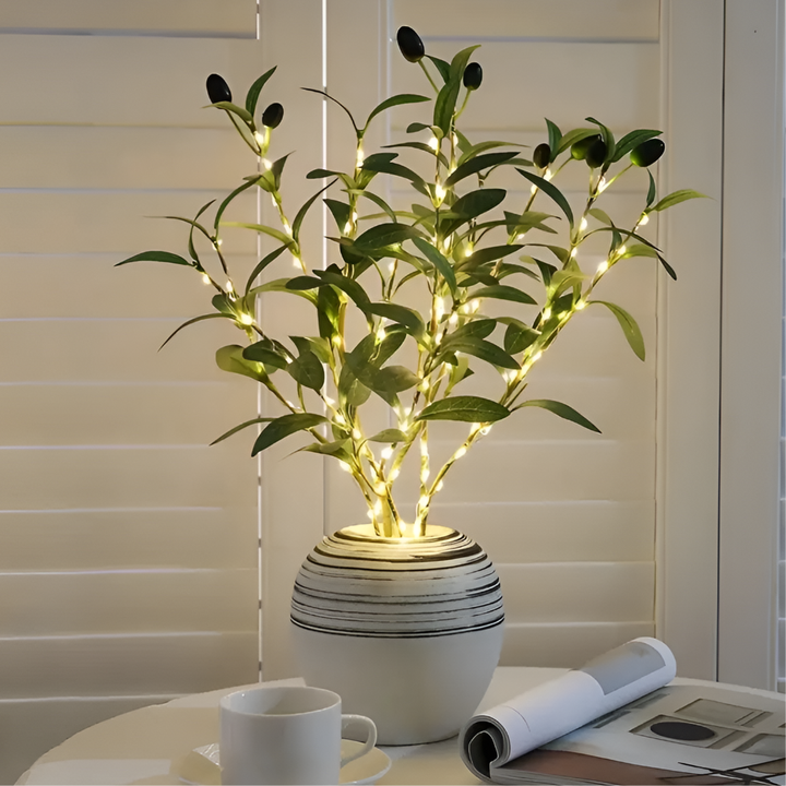 Sfeervolle LED olijftak verlichting 70cm met warm wit licht, ideaal voor tafeldecoratie en interieur. Batterijgevoed.