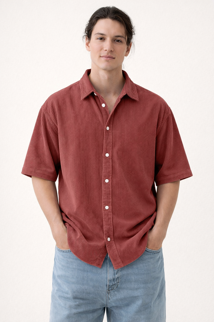 Zomers herenoverhemd met korte mouw, lichtgewicht en ademend, ideaal voor casual zomerlooks en vakantie.