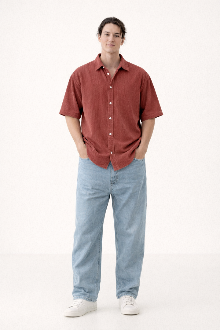 Comfortabel lichtgewicht herenoverhemd met korte mouw, ademend voor warme zomerdagen. Perfect voor casual kleding.