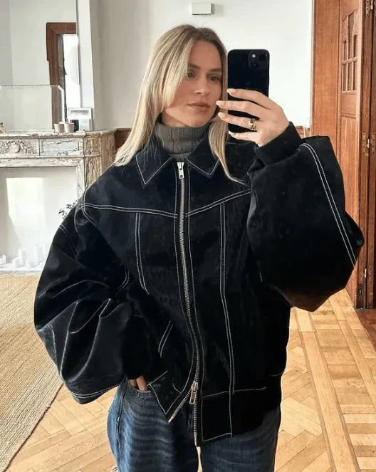 Stijlvolle dames oversized jas met comfortabele relaxte pasvorm, ideaal voor een trendy casual look.