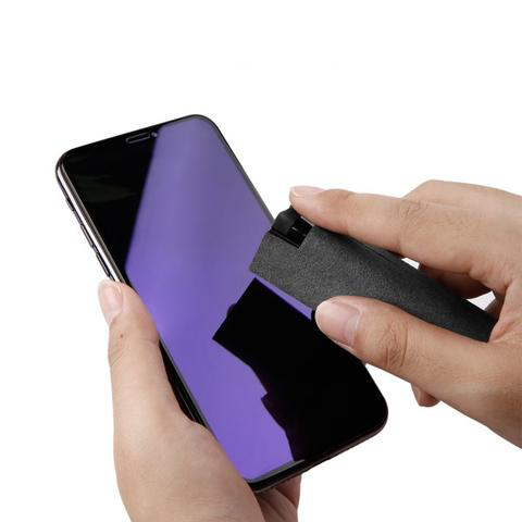 Compacte telefoonscherm reiniger spray, houdt je scherm bacterievrij en glashelder.
