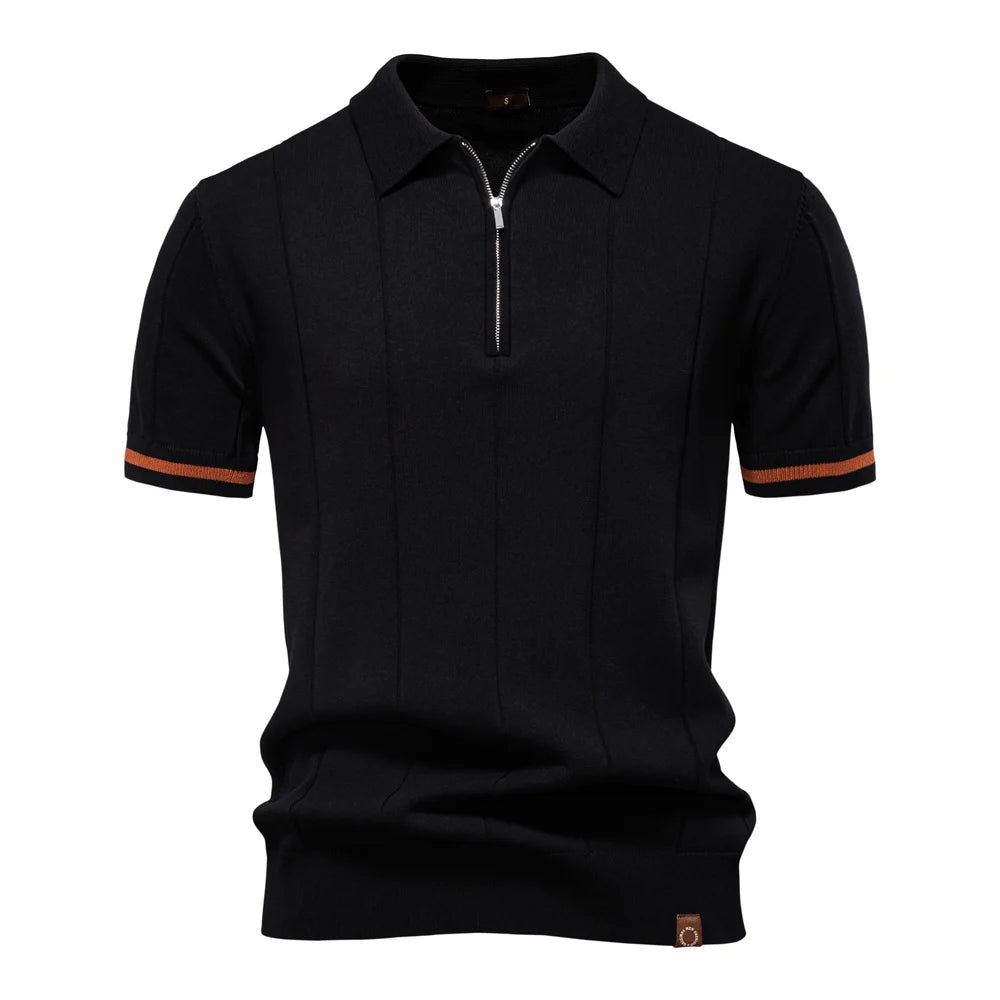 Heren zomer polo met een uniek design van verticale lijnen en praktische ritssluiting. Trendy herenkleding.