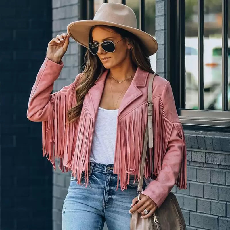 Kort damesvest met franjes; perfect voor laagjes. Westerse flair voor damesmode.