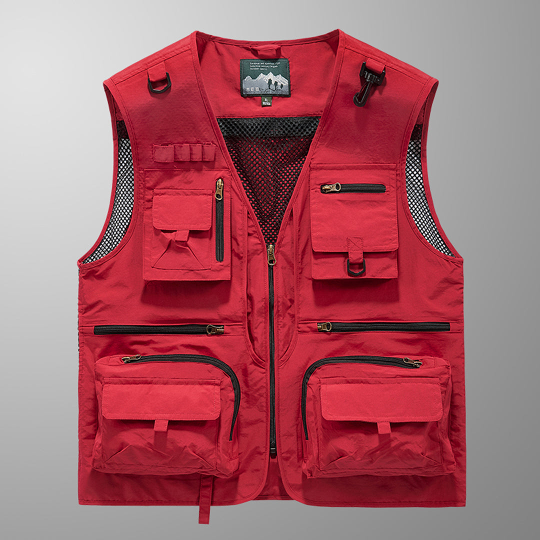 Close-up van het comfortabele, lichtgewicht heren bodywarmer vest. Zachte stof, perfecte herfst/lente mode.