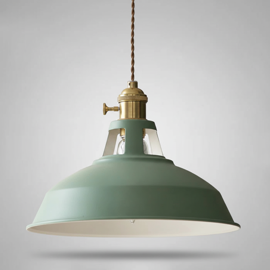 Stijlvolle IronLume retro hanglamp, industrieel design van metaal voor boven de eettafel.
