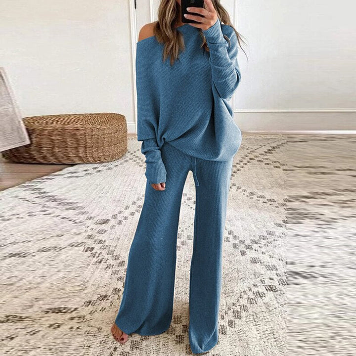 Zachte stretch dames kleding set: comfortabel huispak met oversized trui en wijde broek voor relaxte dagen.
