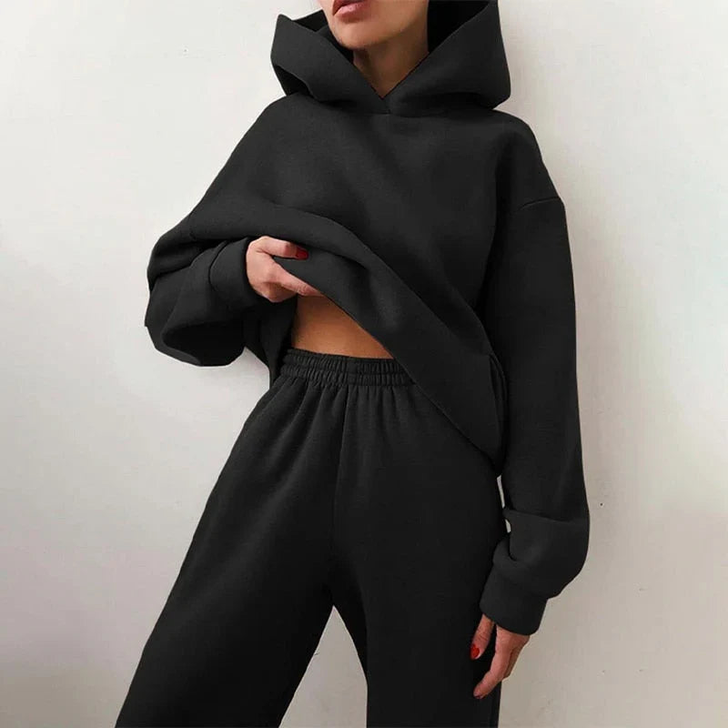 Complete dames joggingset, comfortabel oversized huispak voor een ontspannen en stijlvolle look.