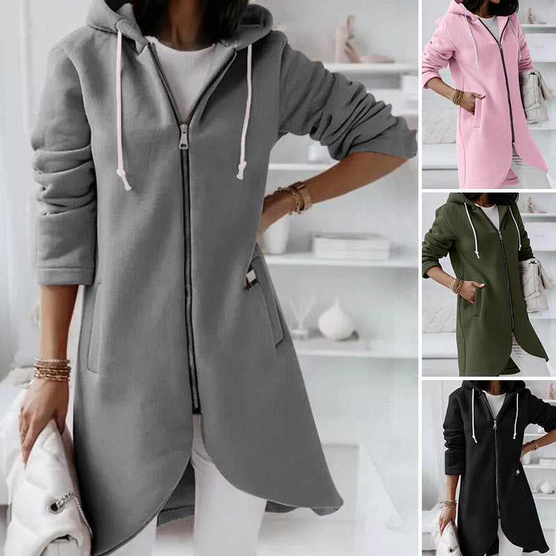 Dames middellange jas met capuchon in een stijlvolle kleur. Ideaal voor herfst en winter.