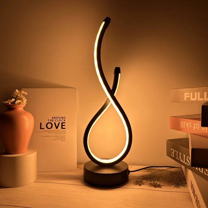 Lumoara LED tafellamp, dimbaar met 3 lichtkleuren. Een moderne nachtlamp of woonkamer lamp voor optimaal interieur design.