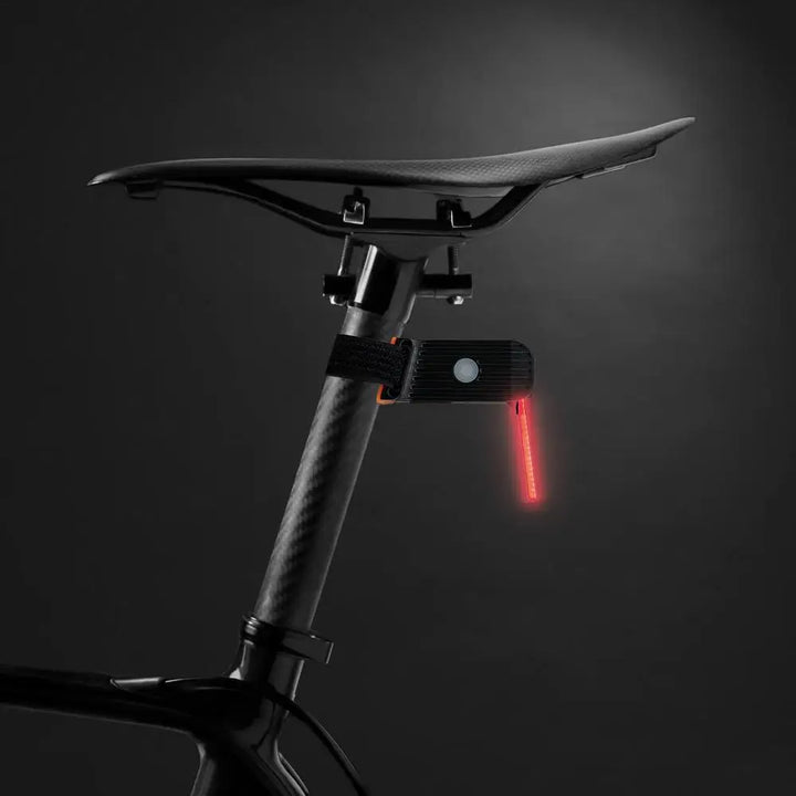 Unisex USB-oplaadbaar fietsachterlicht met LED voor optimale fietsveiligheid en zichtbaarheid.