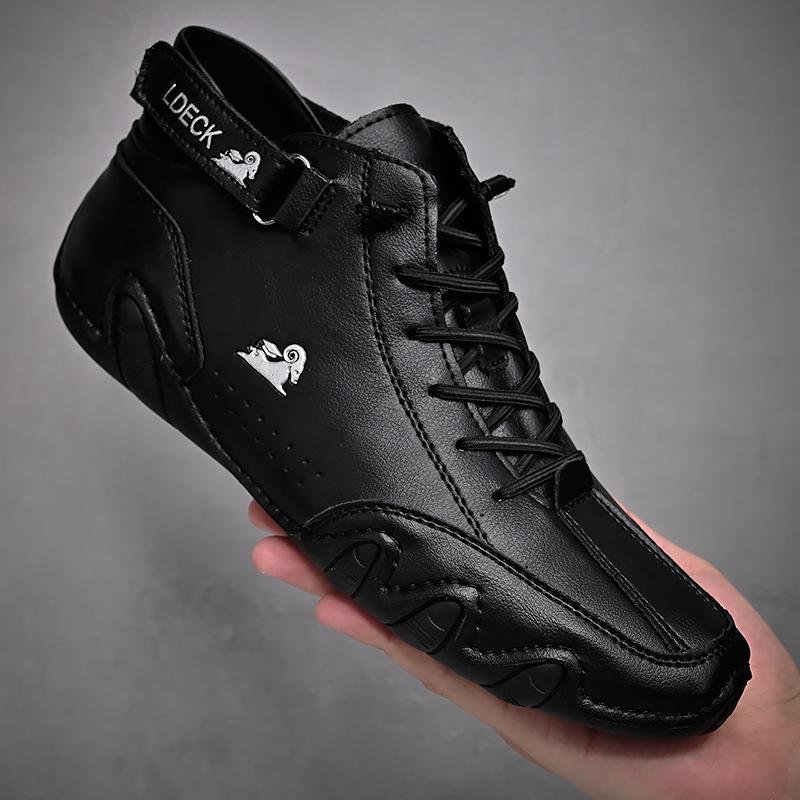 Comfortabele lichtgewicht heren instapsneakers, ideaal voor dagelijks casual gebruik en wandelingen.